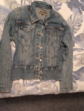Vintage-Inspired yuca Light Blue Denim Jacket - Women's